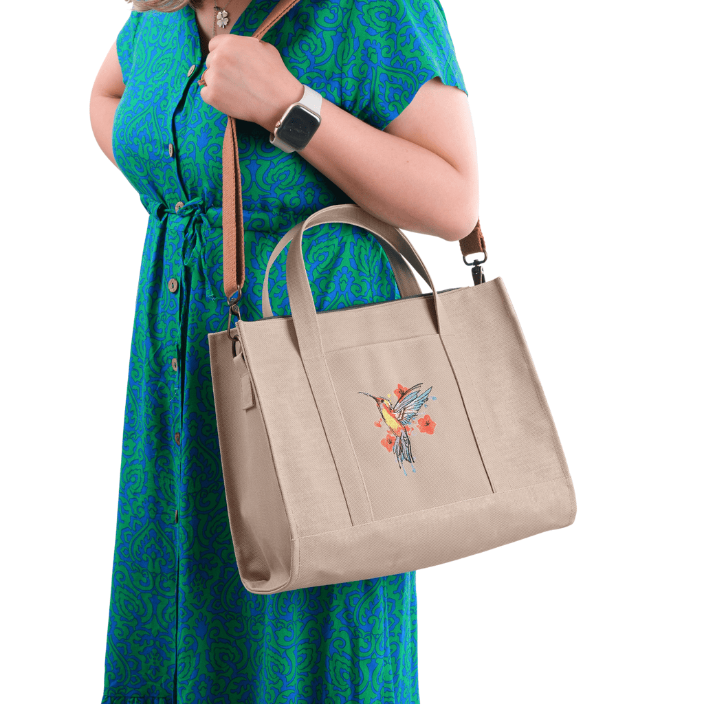 HUMMİNGBİRD - Woman holding embroidered canvas handbag – Canvasbag Hummingbird Collection